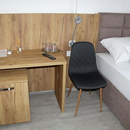 באניה לוקה Royal Apartmani מראה חיצוני תמונה