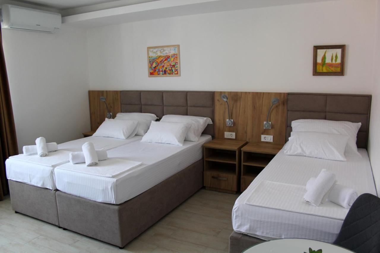 באניה לוקה Royal Apartmani מראה חיצוני תמונה
