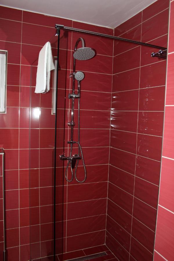 באניה לוקה Royal Apartmani מראה חיצוני תמונה